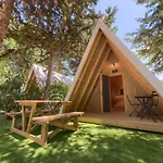 Camping Glamping -bungalows El Faro *