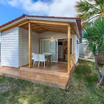 Camping Glamping -bungalows El Faro
