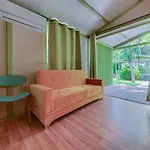 Camping Glamping -bungalows El Faro