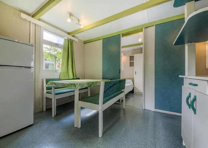 Campingplatz Glamping -bungalows El Faro *