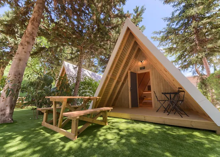 Campingplatz Glamping -bungalows El Faro *