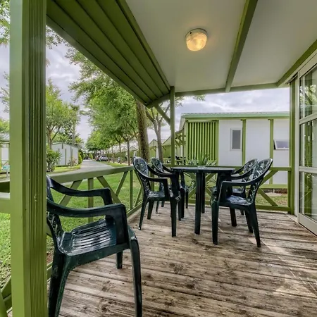 Кемпінг Glamping -bungalows El Faro