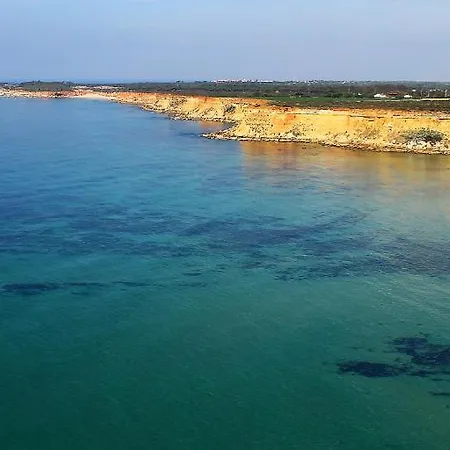 Camping Glamping -bungalows El Faro *